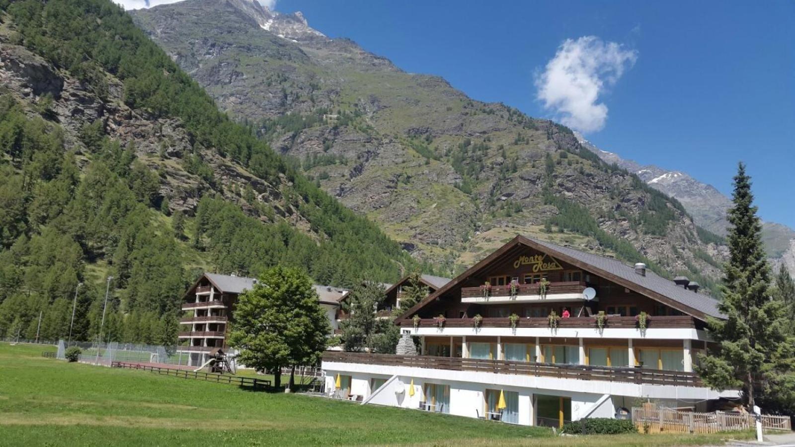 Monte Rosa Taesch, Apartments Mit Wellness Bereich Экстерьер фото
