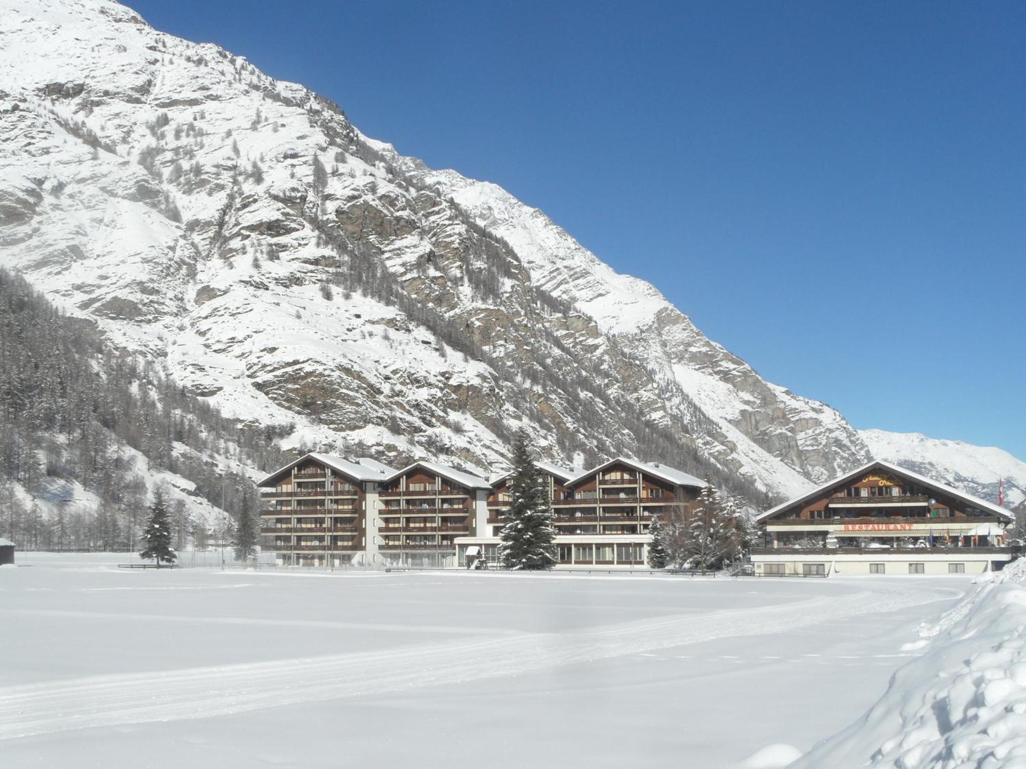 Monte Rosa Taesch, Apartments Mit Wellness Bereich Экстерьер фото